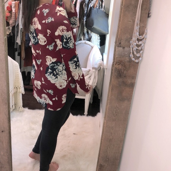 Mud pie small burgundy floral tunic laceup top - Picture 3 of 5